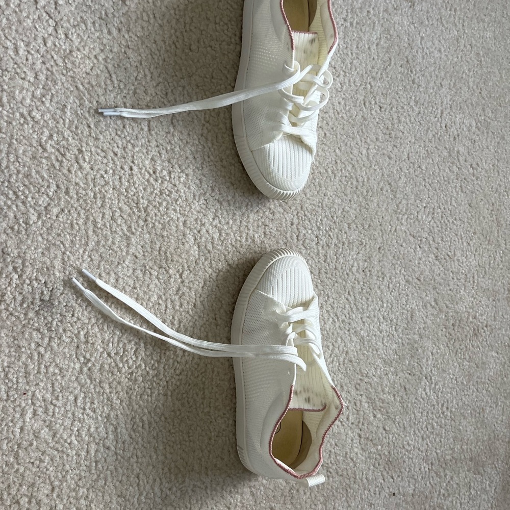 Vivaia Collection machine washable white and pink sneakers. Washed once